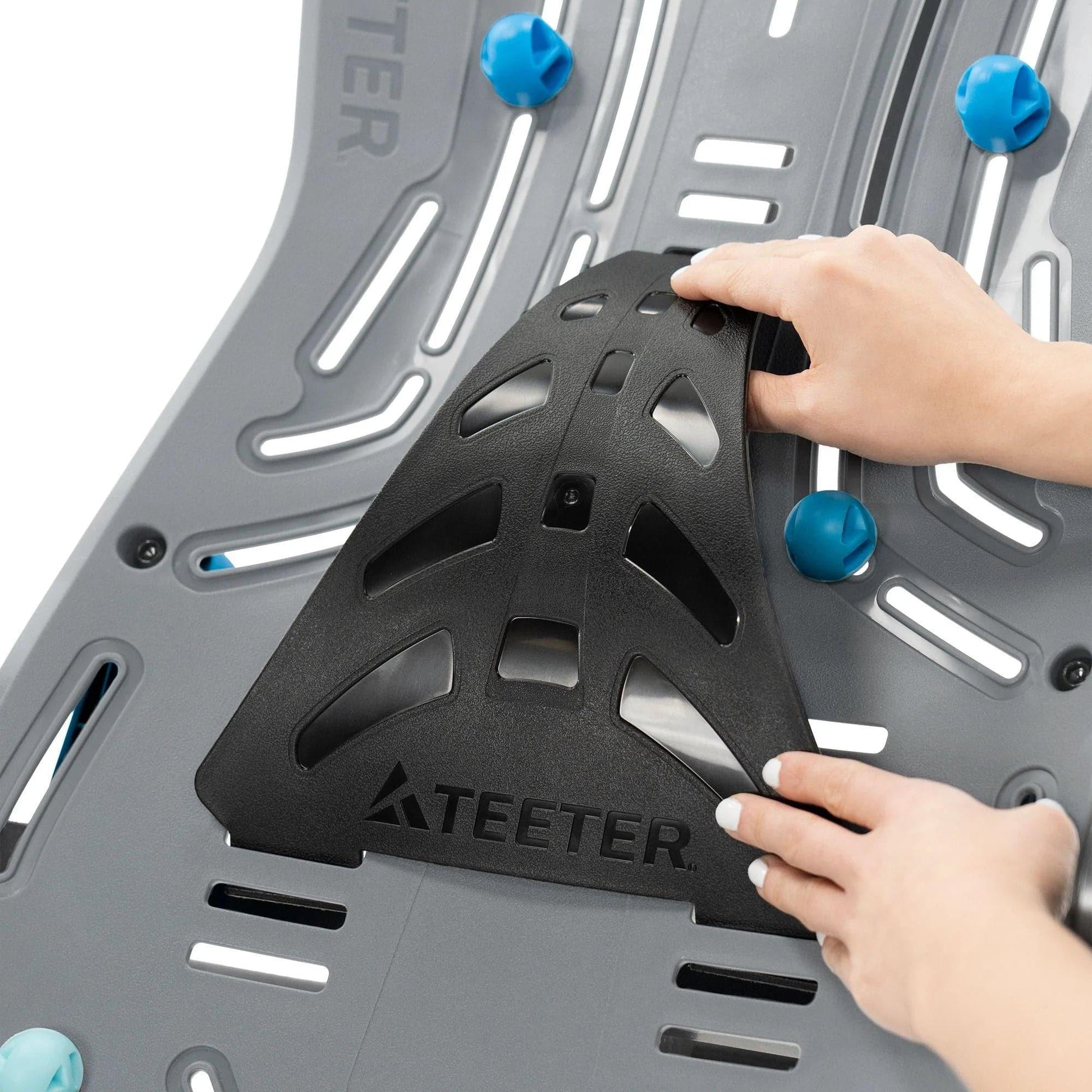 Teeter Inversion Table Teeter Hang-Ups EP-550 Inversion Therapy Table - Relieve Back Pain, Flex Technology, Adjustable Spine Decompression Machine Teeter Inversion Table Teeter Hang-Ups EP-550 Inversion Therapy Table - Relieve Back Pain, Flex Technology, Adjustable Spine Decompression Machine